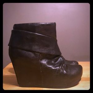 Blowfish 🐡 Booties